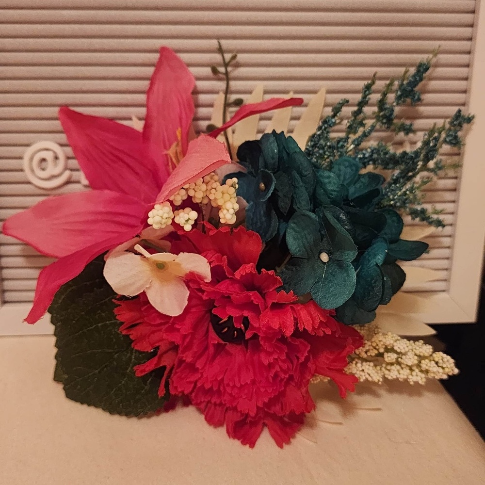 Floral Pink Lily/Red Carnation/White/Teal flowers Handmade Hair Clip
